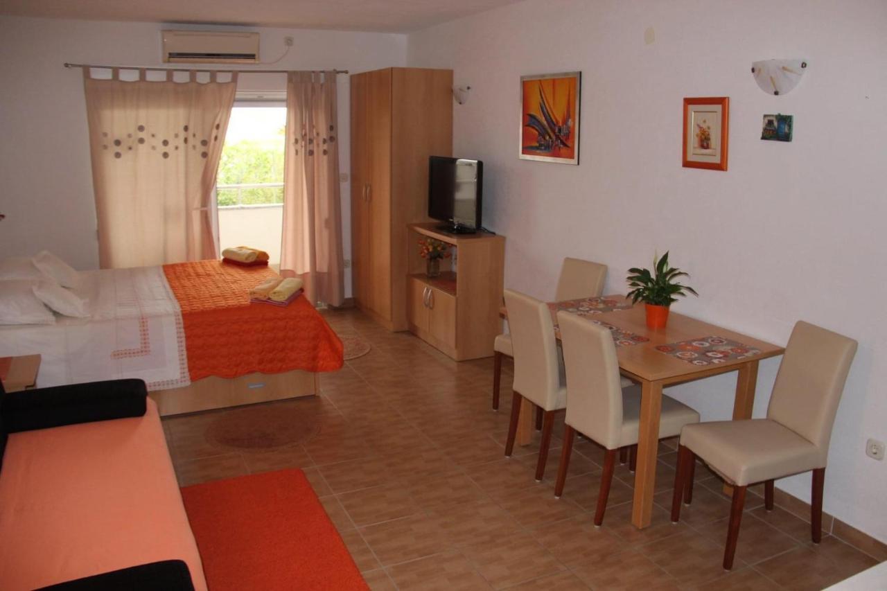 Apartmani Nima Tučepi Dış mekan fotoğraf